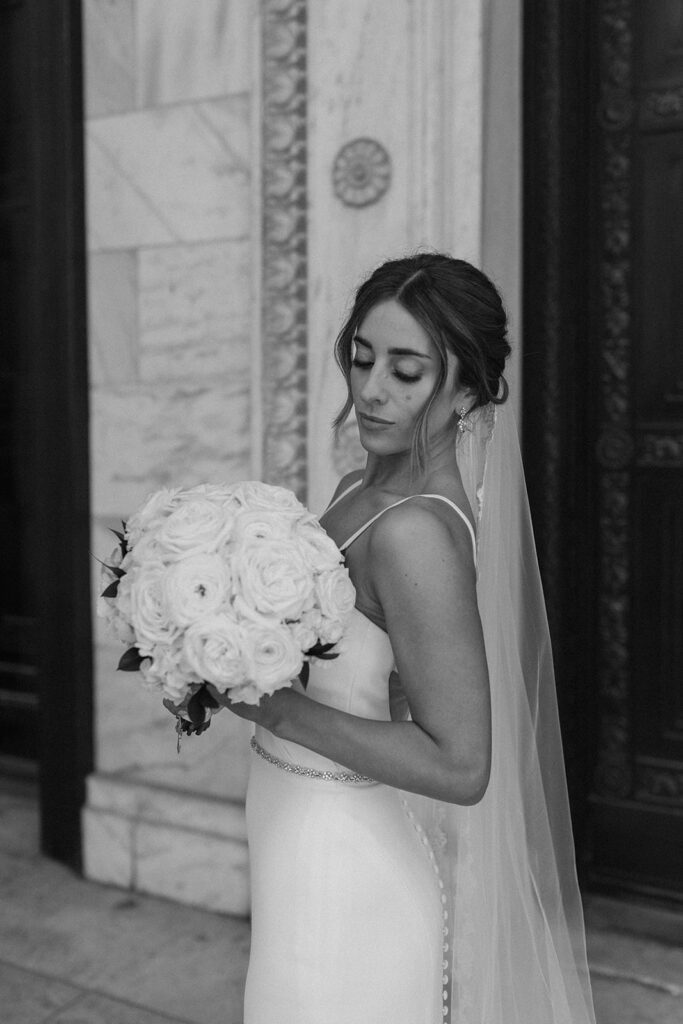 bridal portraits for downtown cleveland oh wedding