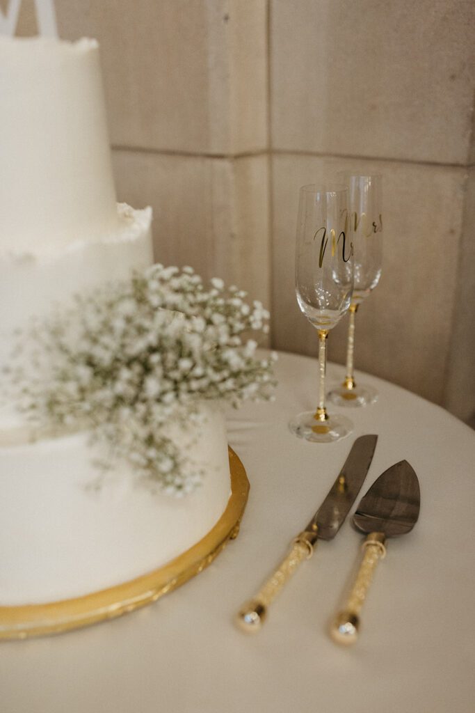 wedding reception decor and cake at the ariel pearl center ohio wedding photographer
