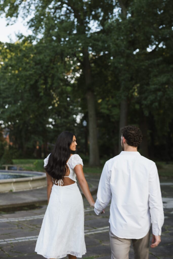 outdoor engagement photos in cleveland