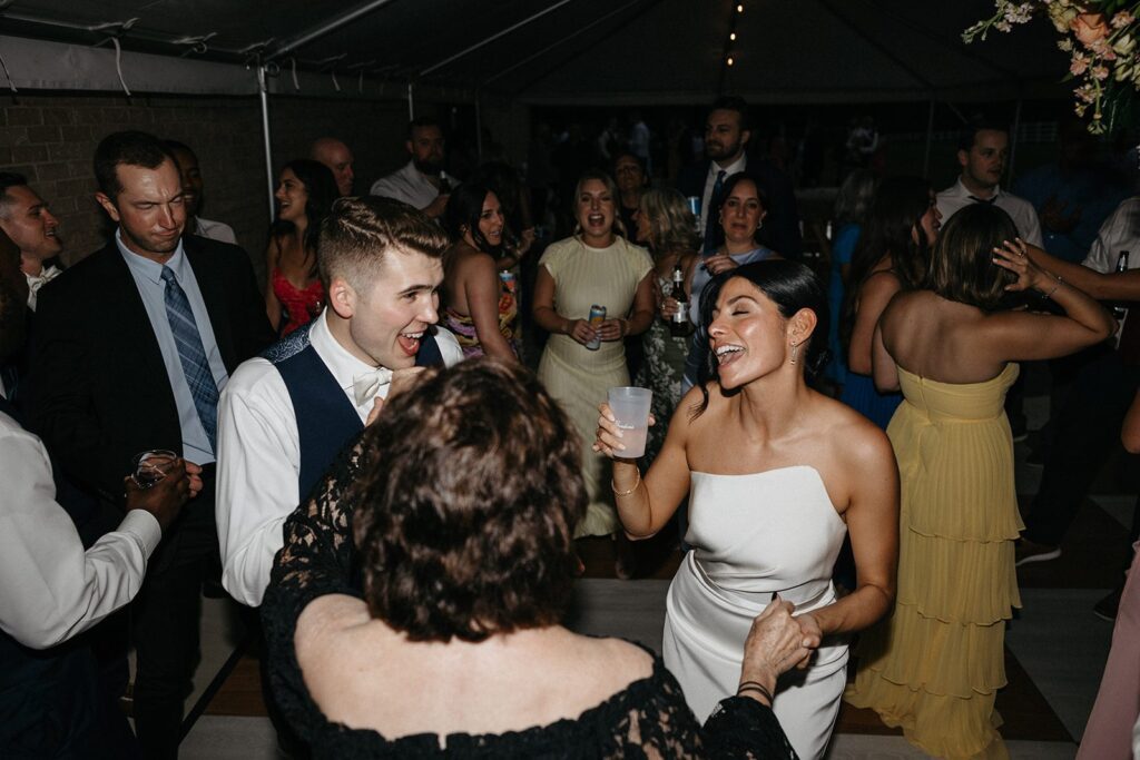 wedding reception dancing