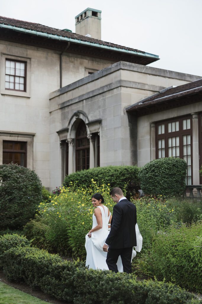 bride and groom photos at cleveland wedding venue